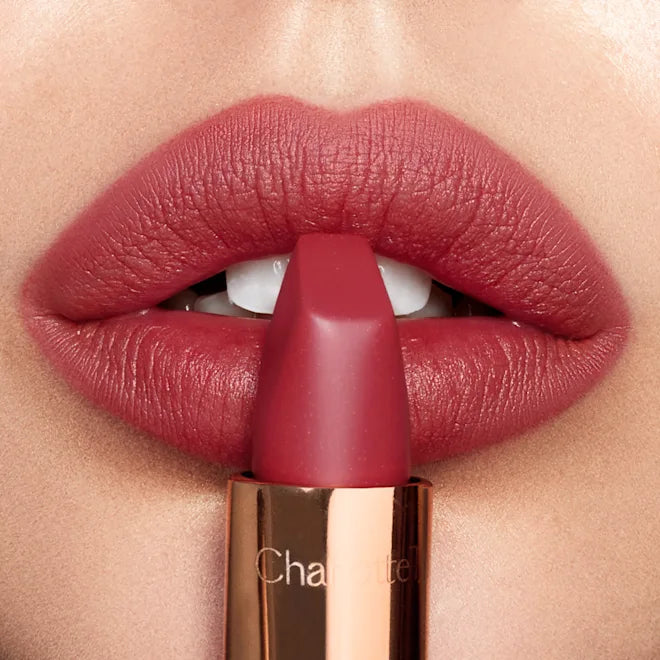 Charlotte Tilbury pillow talk lipstick