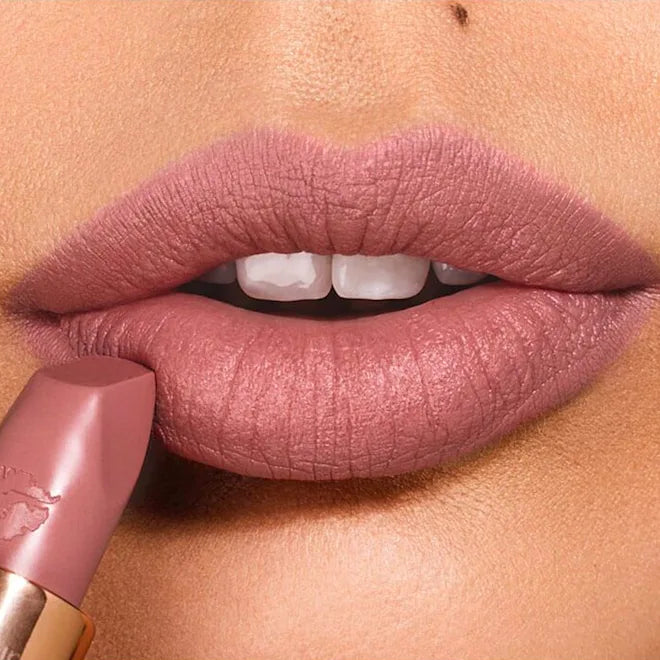 Charlotte Tilbury pillow talk lipstick